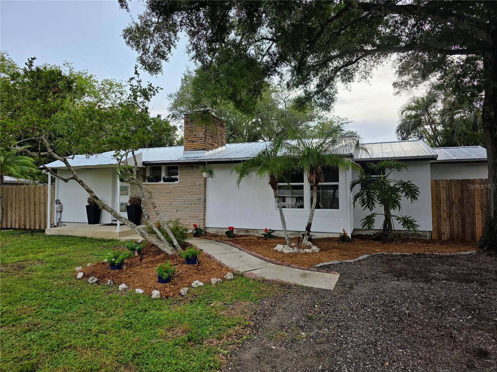 PEACEFUL VISTA HOMES - Residential