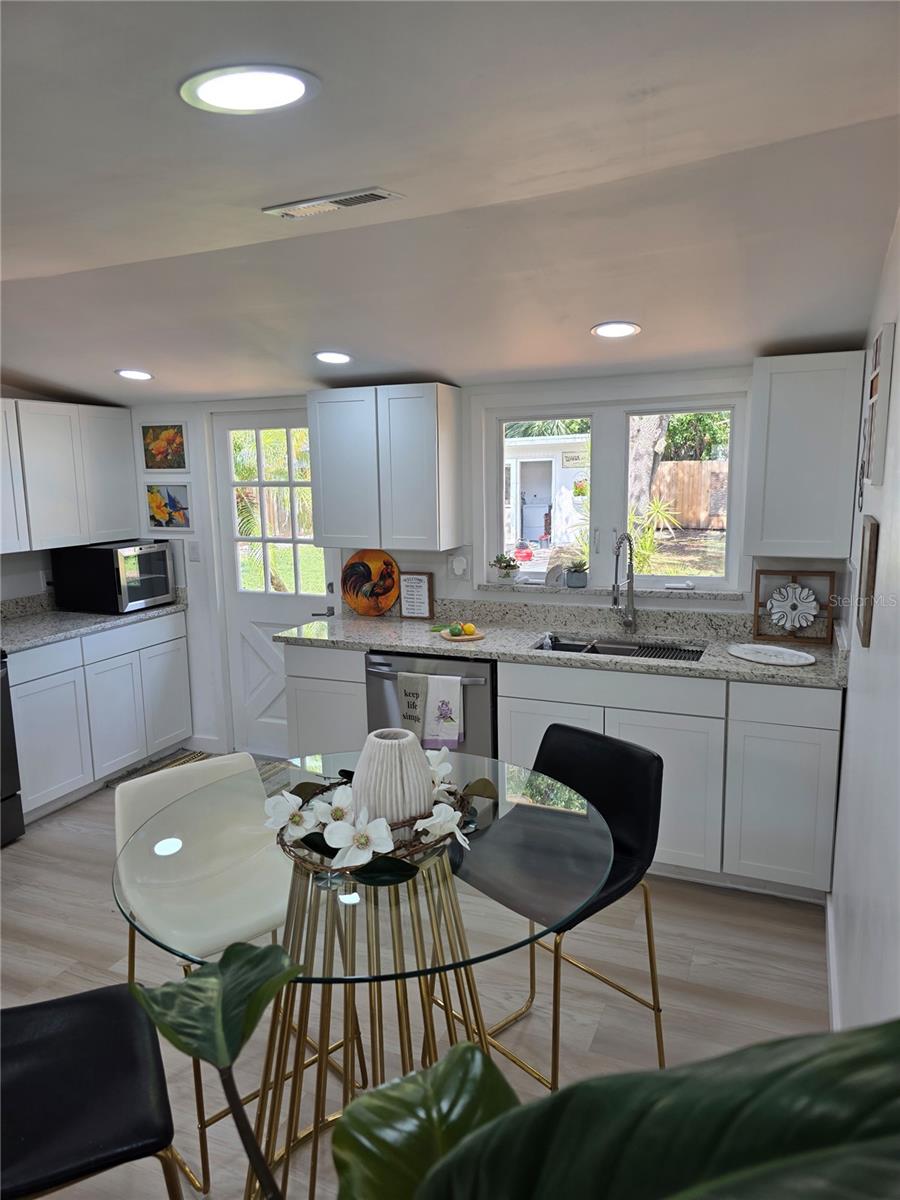 PEACEFUL VISTA HOMES - Residential