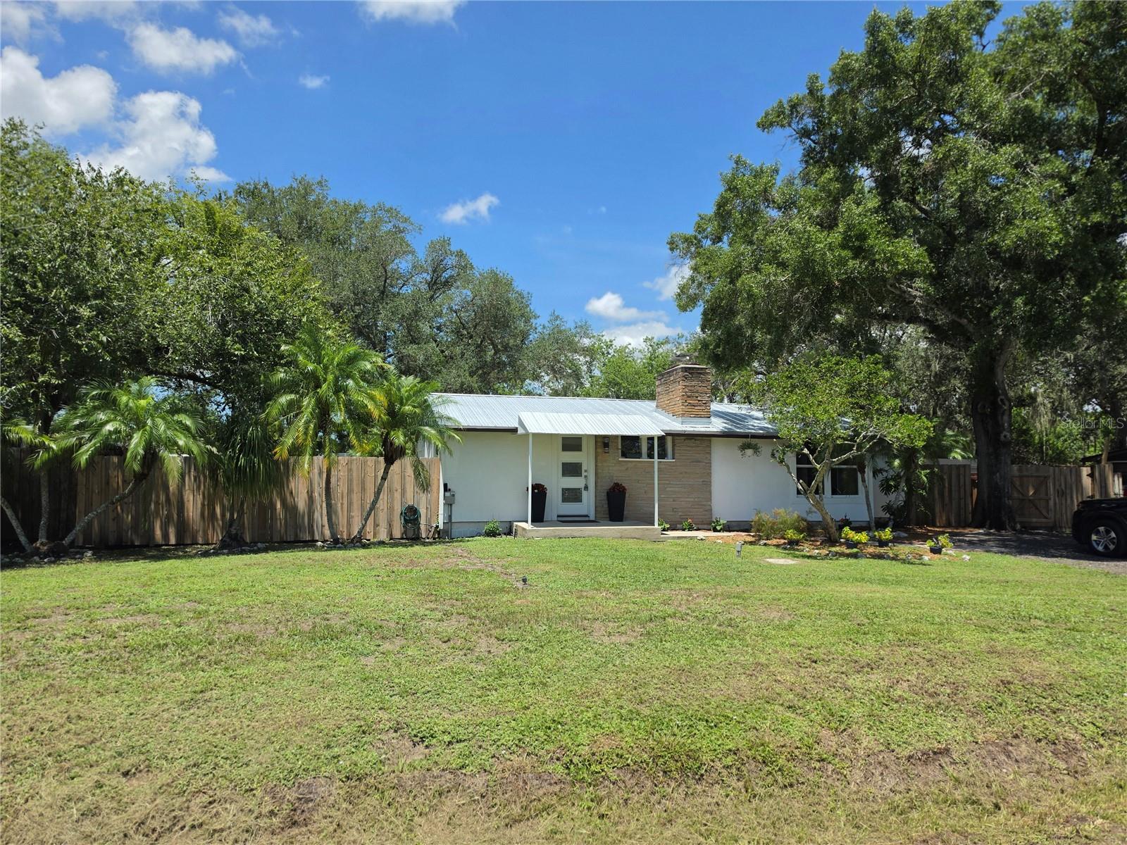 PEACEFUL VISTA HOMES - Residential