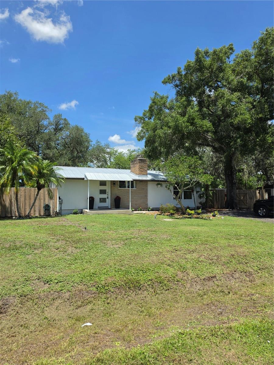 PEACEFUL VISTA HOMES - Residential