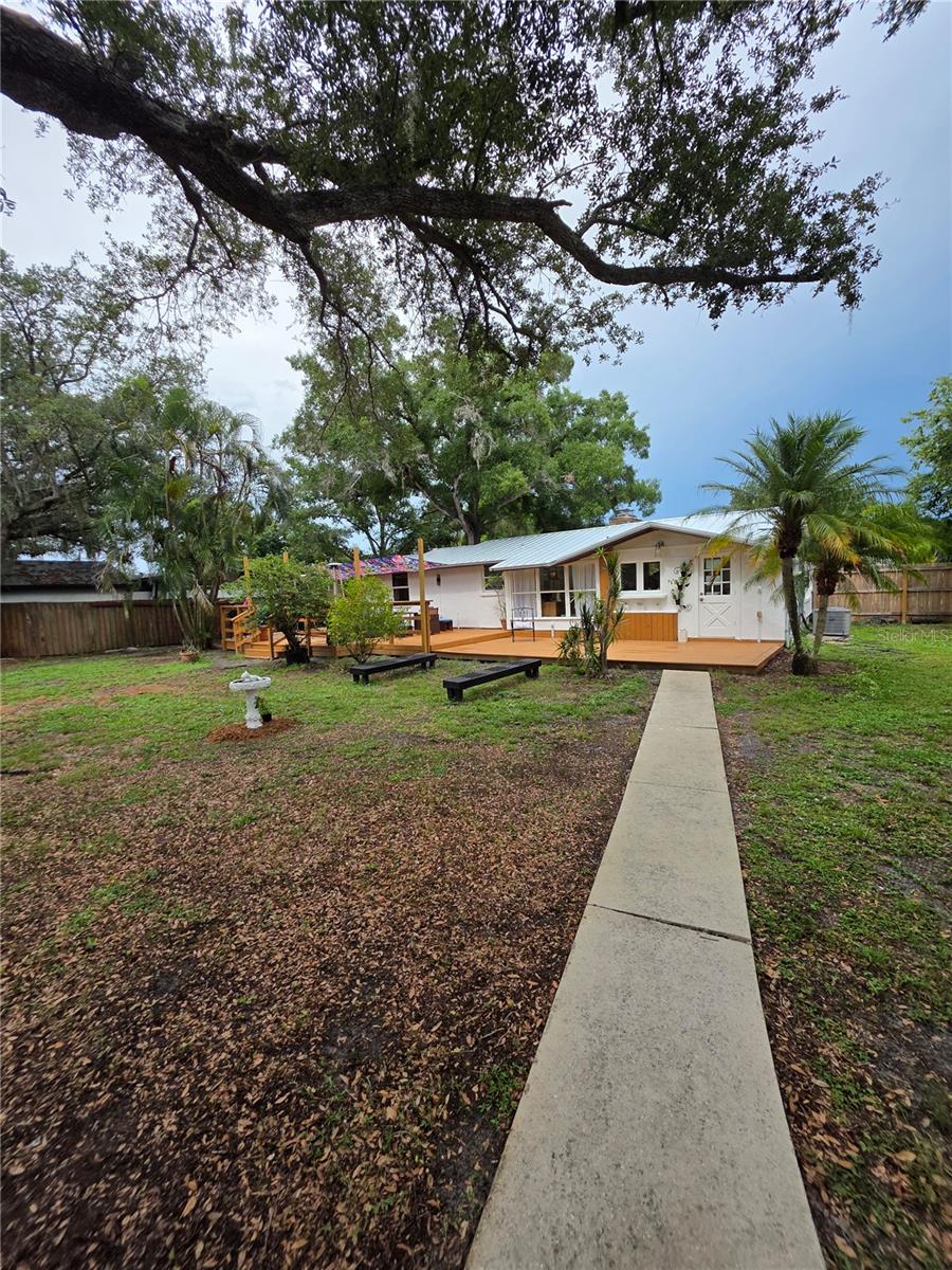 PEACEFUL VISTA HOMES - Residential