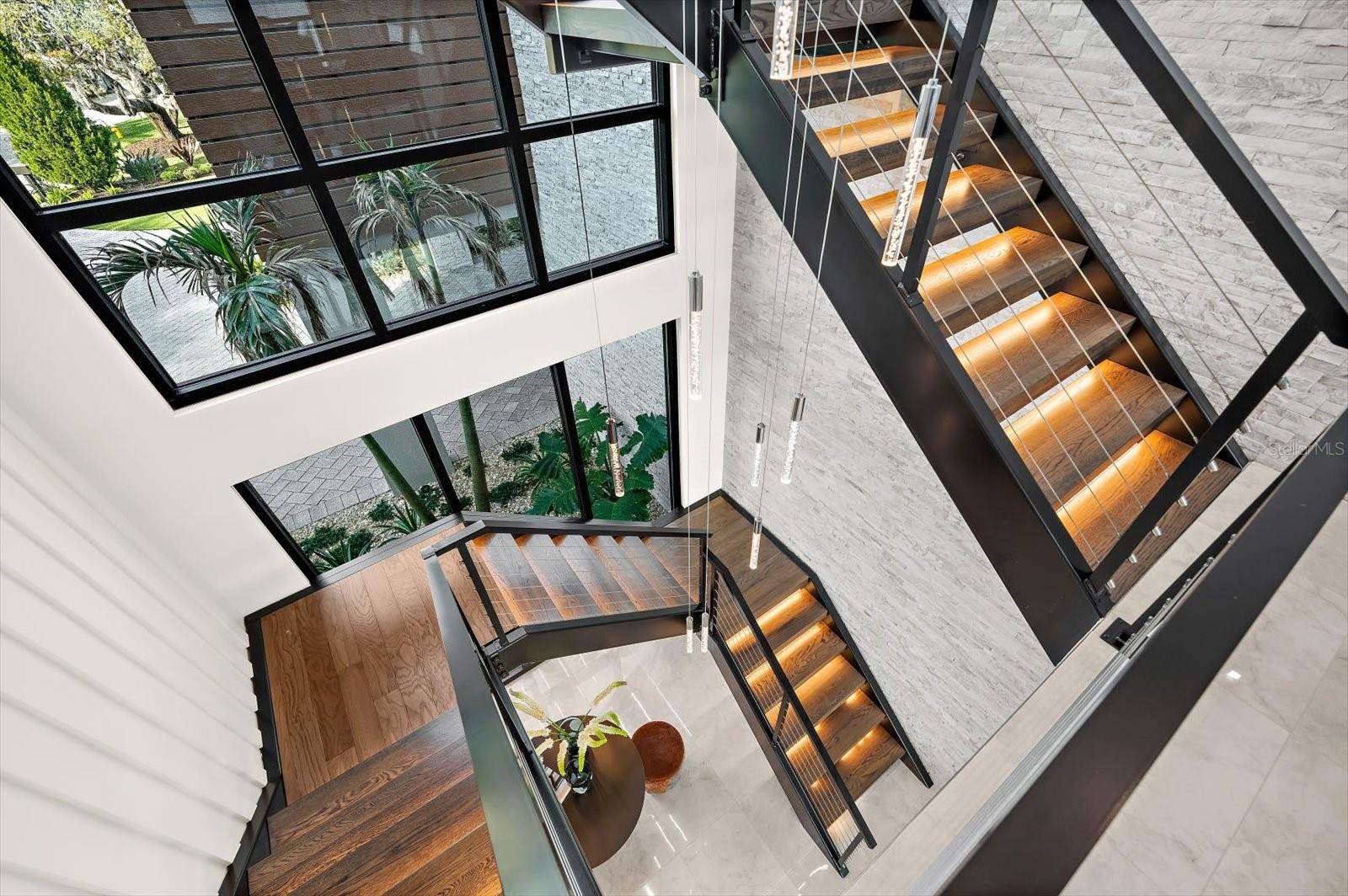 TOMAQUA - Residential