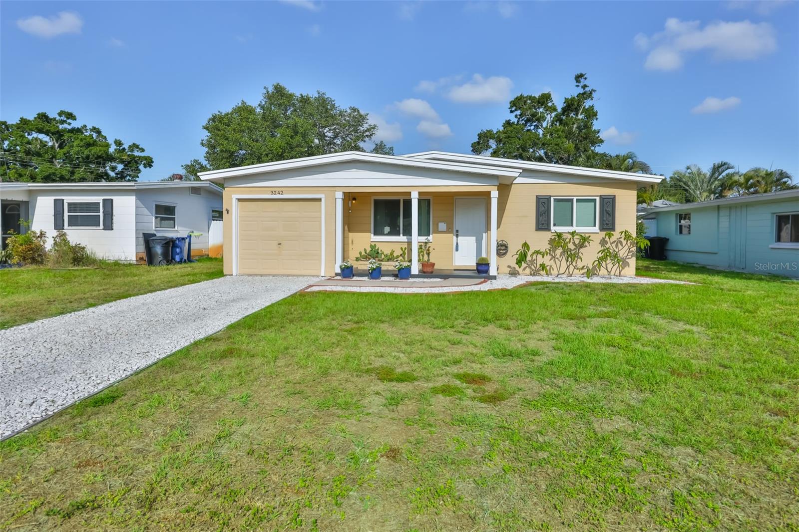GOLDEN CREST - Residential