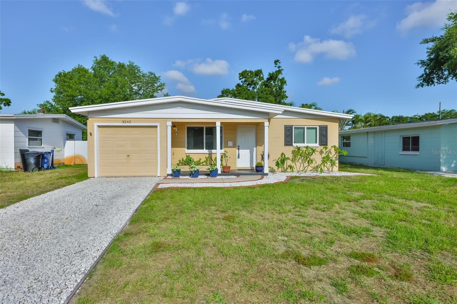 GOLDEN CREST - Residential