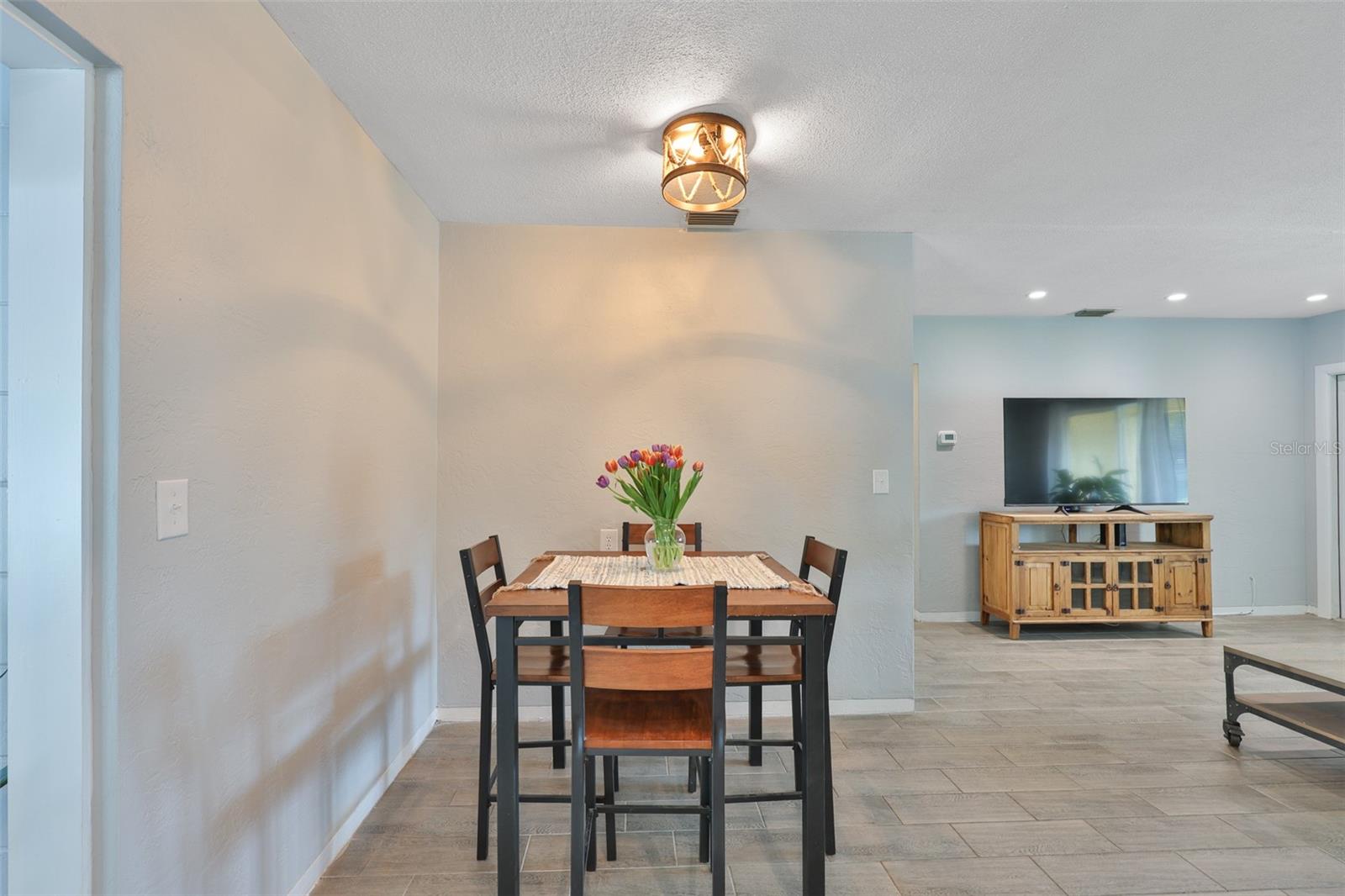 GOLDEN CREST - Residential