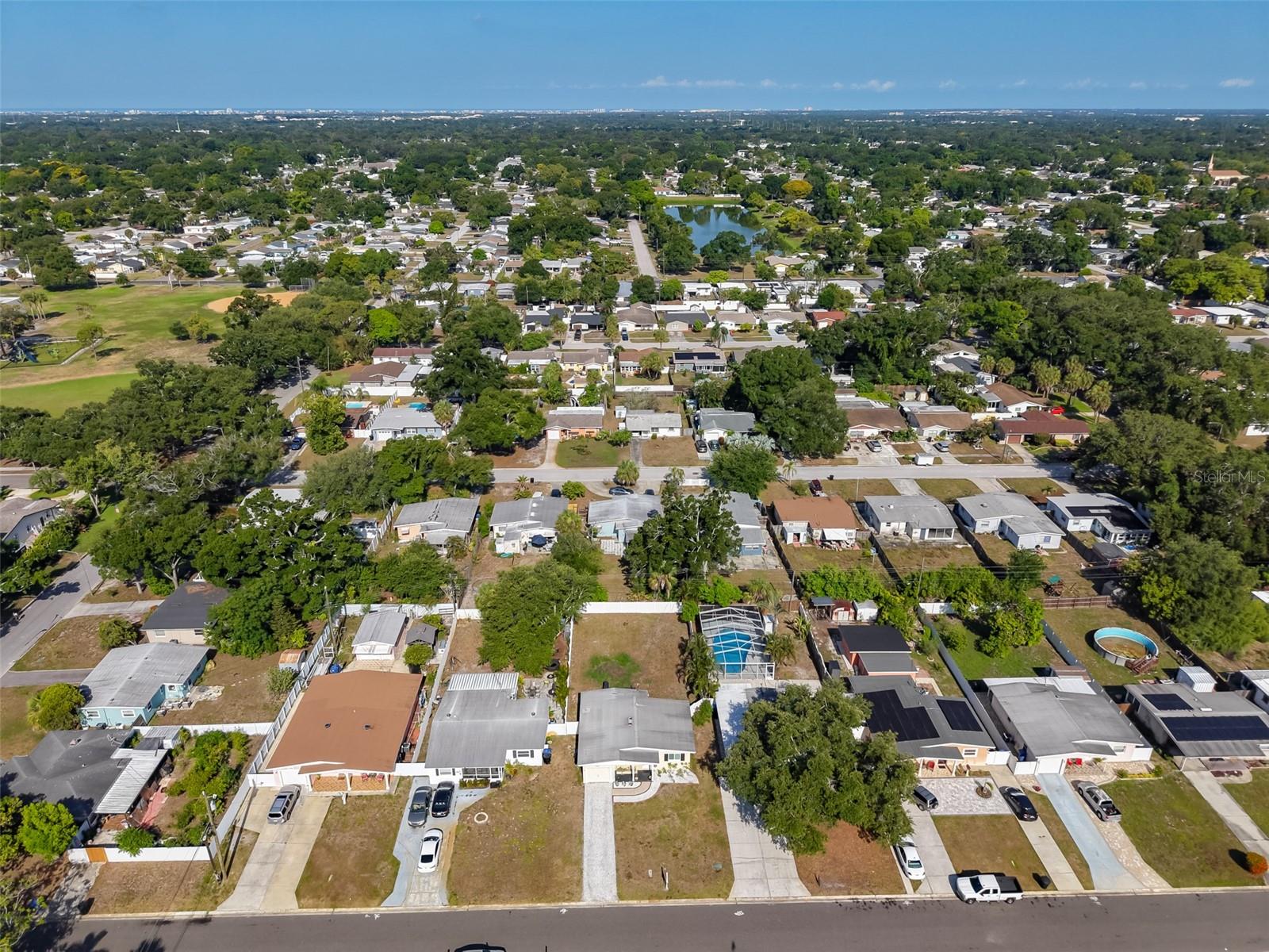 GOLDEN CREST - Residential