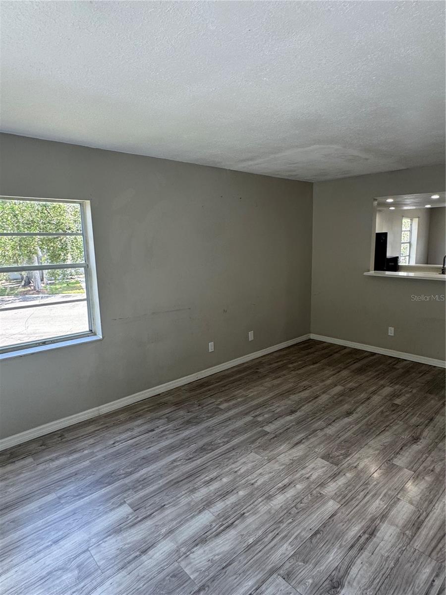 WATERSIDE CONDOMINIUM - Residential Lease