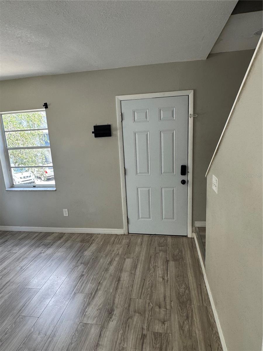 WATERSIDE CONDOMINIUM - Residential Lease