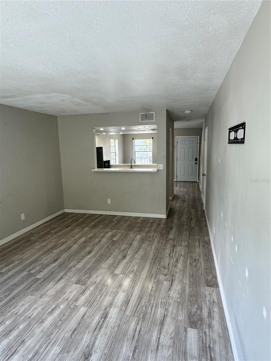 WATERSIDE CONDOMINIUM - Residential Lease