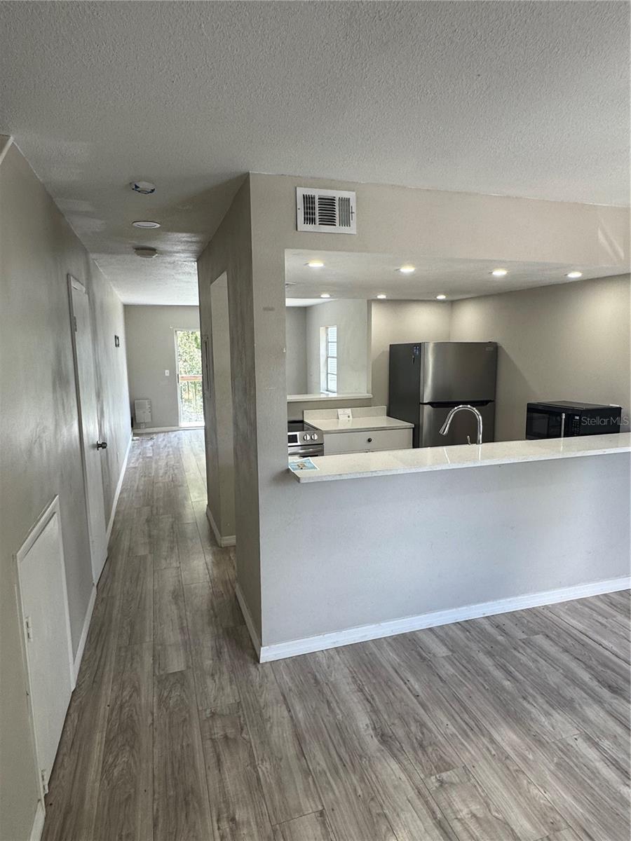WATERSIDE CONDOMINIUM - Residential Lease