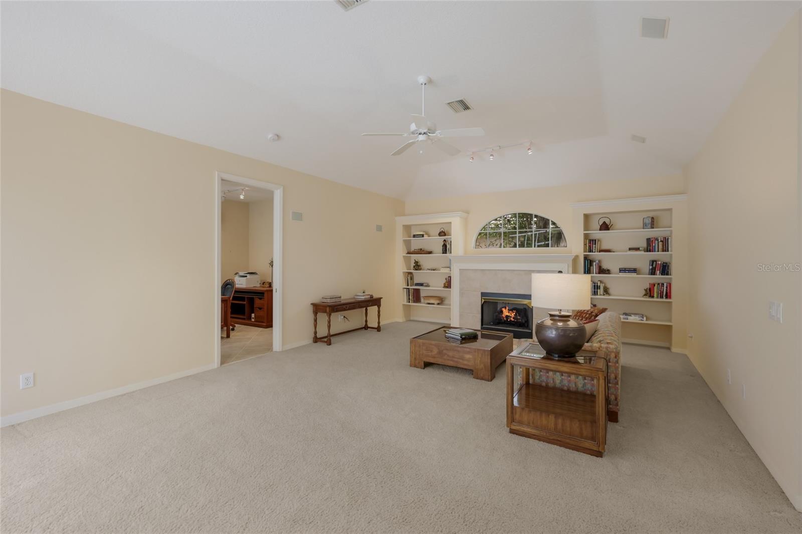 EDGEWATER VILLAGE SUBPHASE B - Residential