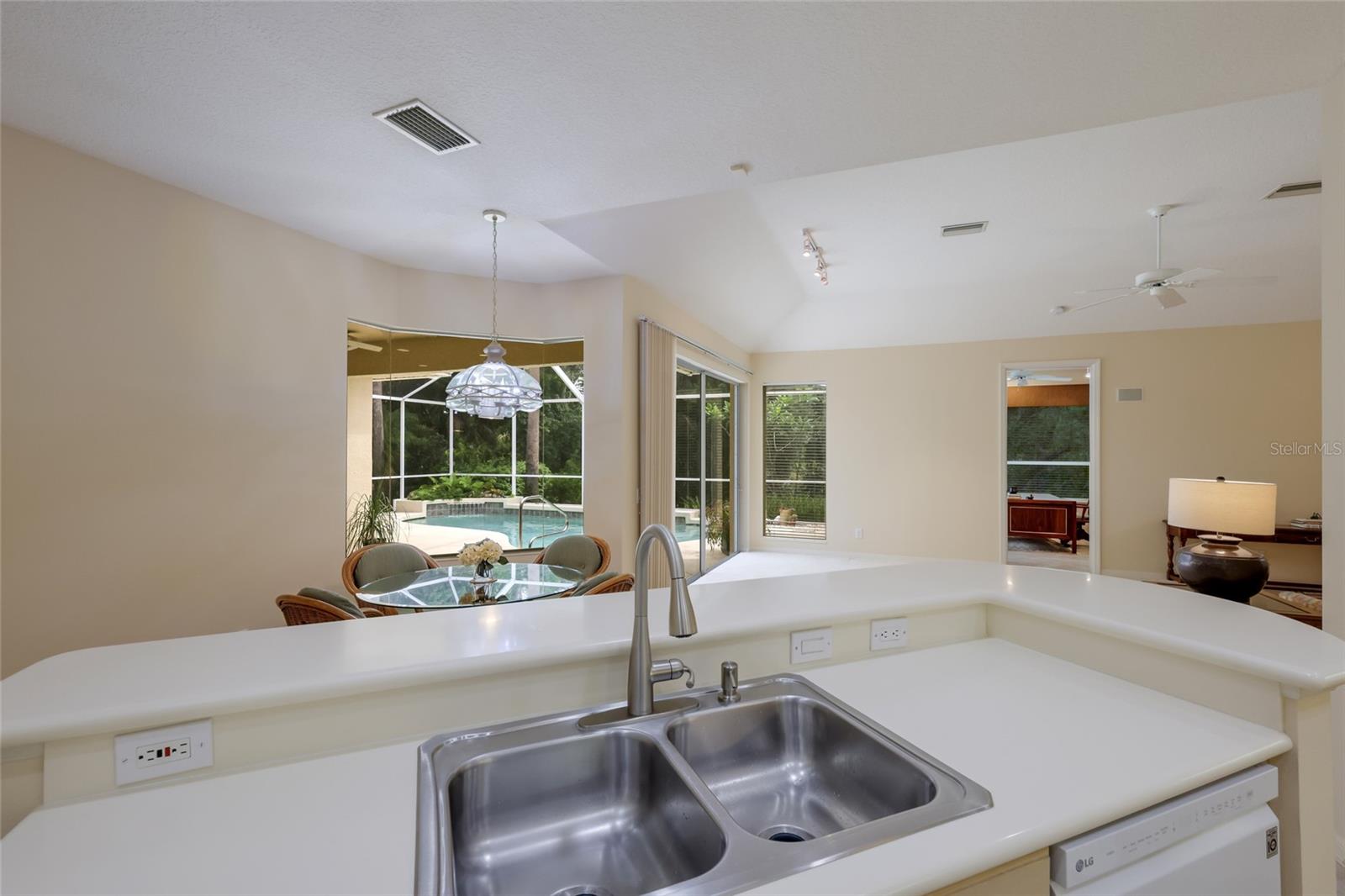 EDGEWATER VILLAGE SUBPHASE B - Residential