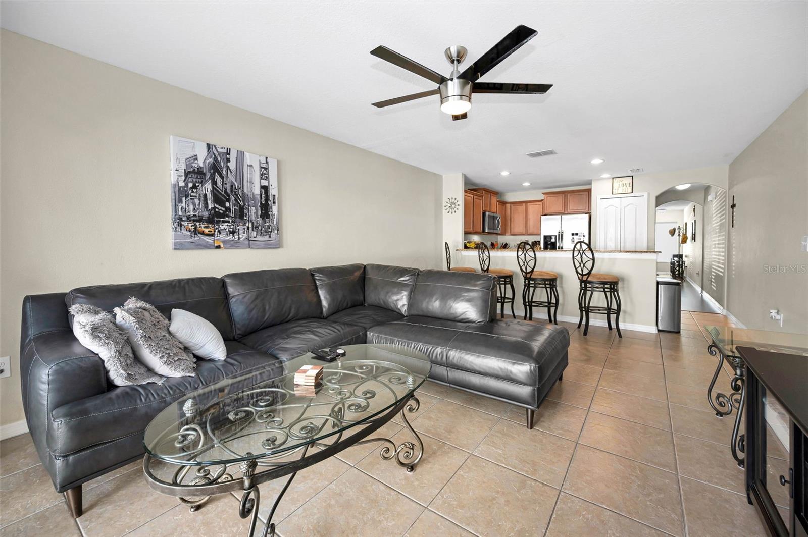 THOUSAND OAKS EAST PH V - Residential