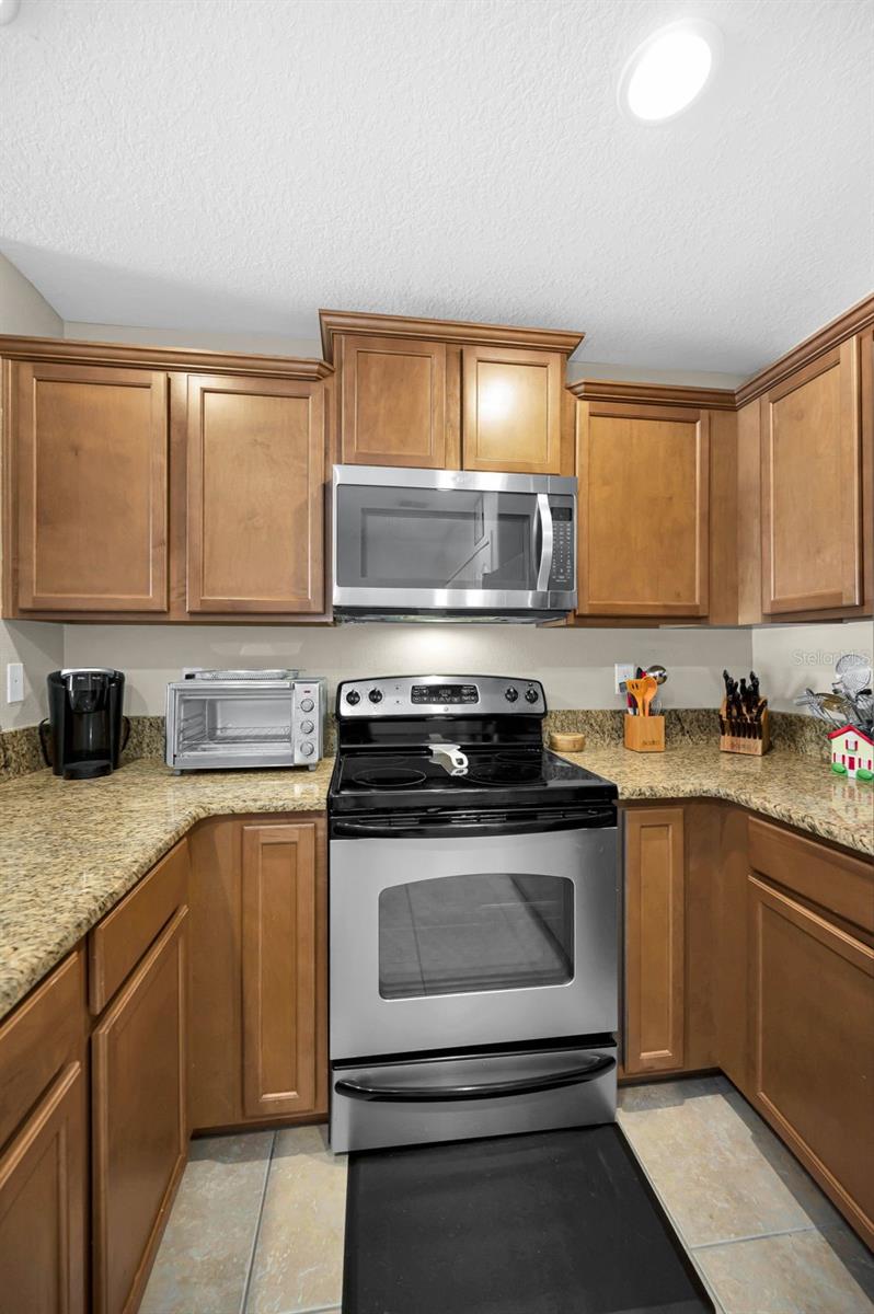 THOUSAND OAKS EAST PH V - Residential