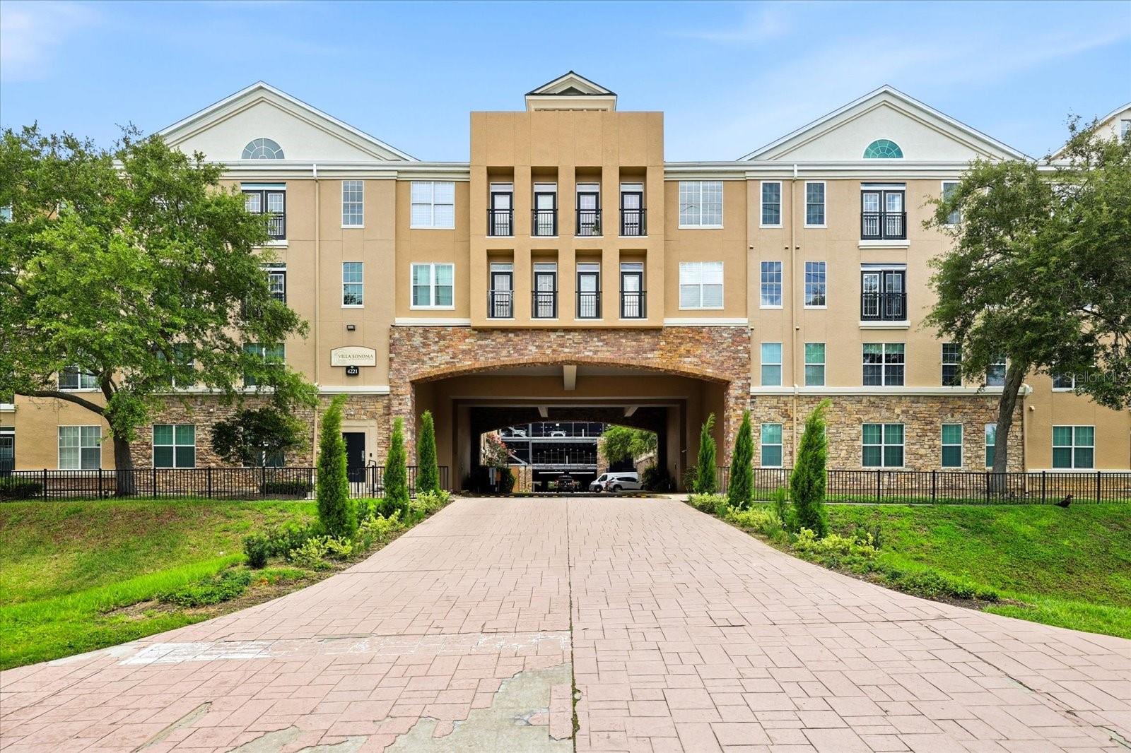 VILLA SONOMA AT INTERNATIONAL - Residential