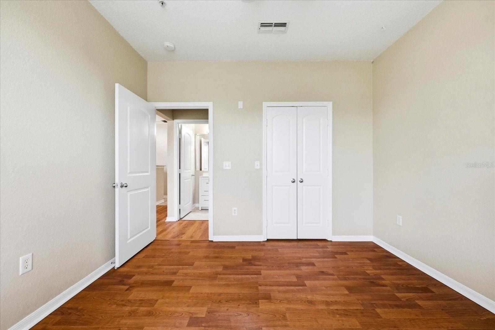 VILLA SONOMA AT INTERNATIONAL - Residential