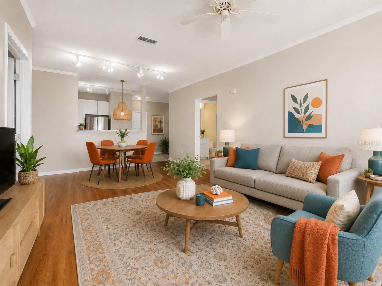 VILLA SONOMA AT INTERNATIONAL - Residential