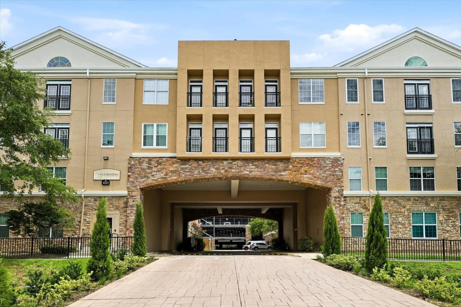 VILLA SONOMA AT INTERNATIONAL - Residential
