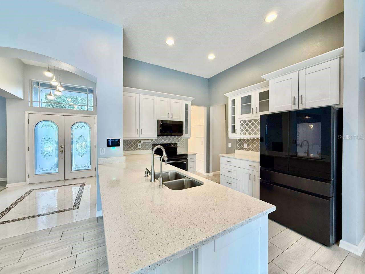 BLOOMINGDALE SEC CC PH - Residential Lease