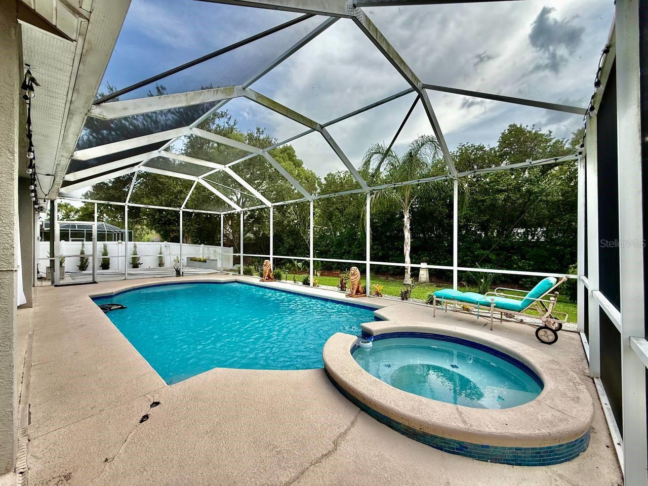 BLOOMINGDALE SEC CC PH - Residential Lease