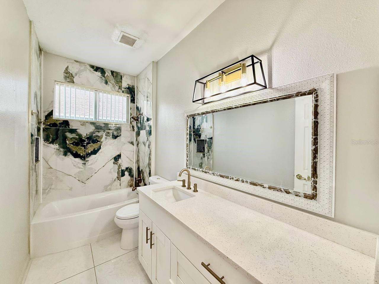 BLOOMINGDALE SEC CC PH - Residential Lease
