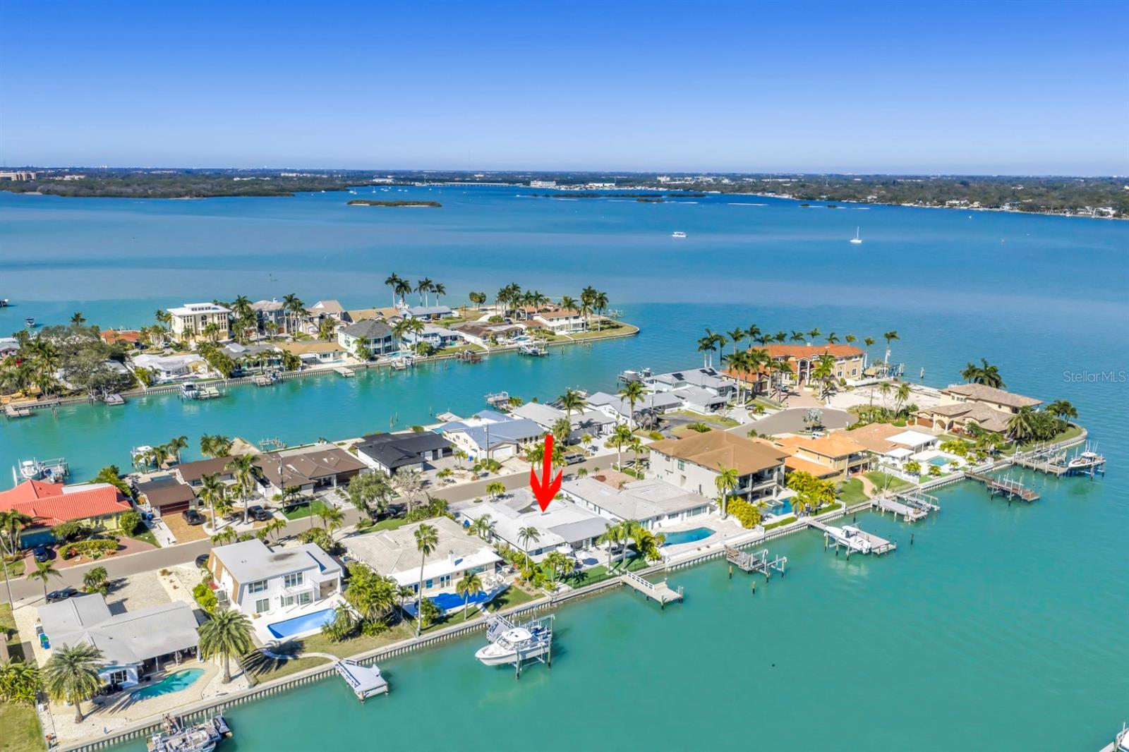 CAPRI ISLE - Residential