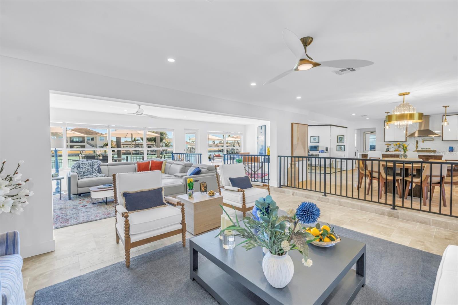 CAPRI ISLE - Residential