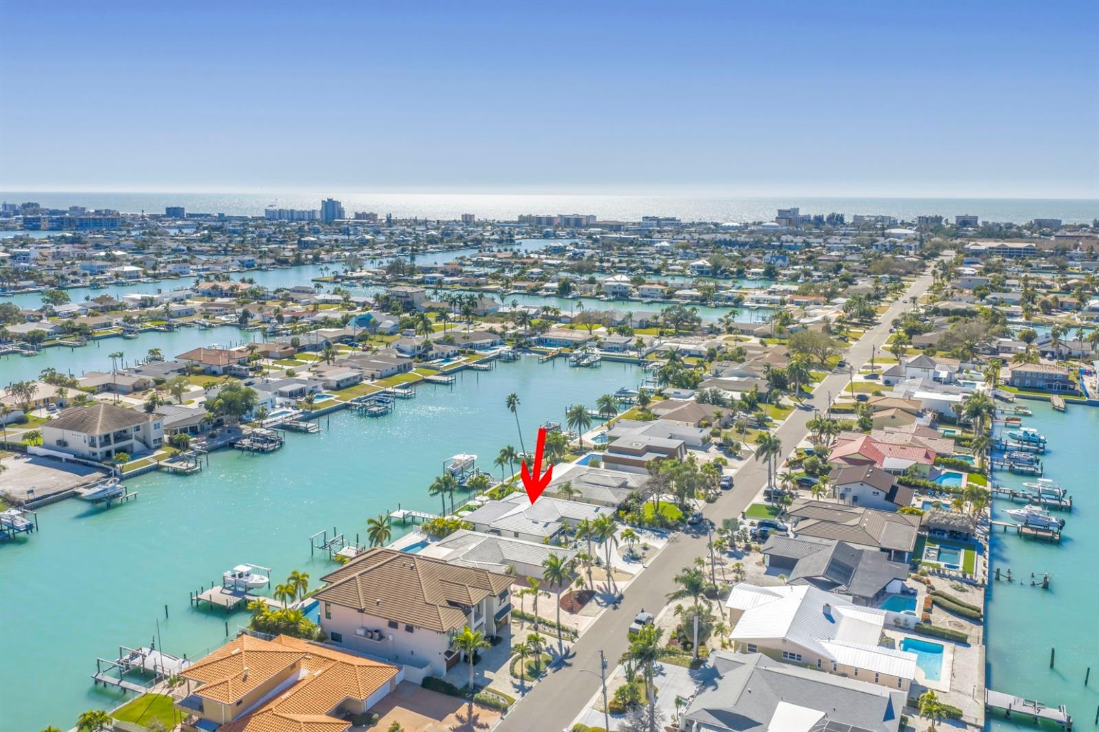 CAPRI ISLE - Residential