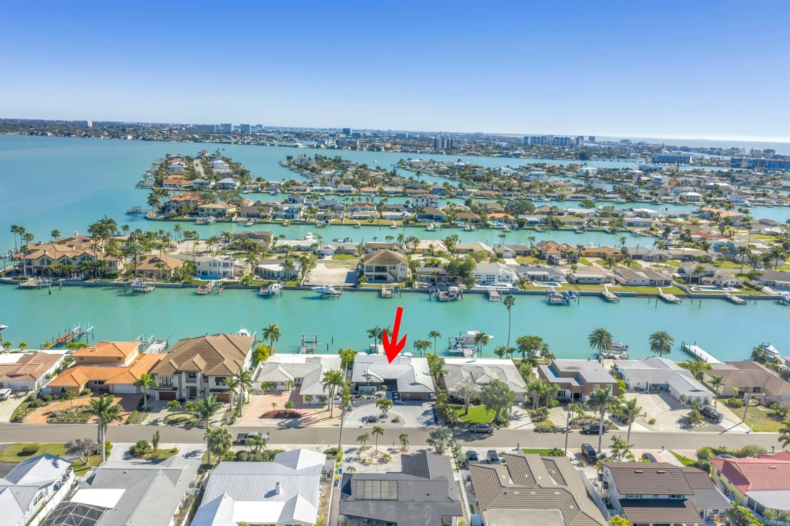 CAPRI ISLE - Residential