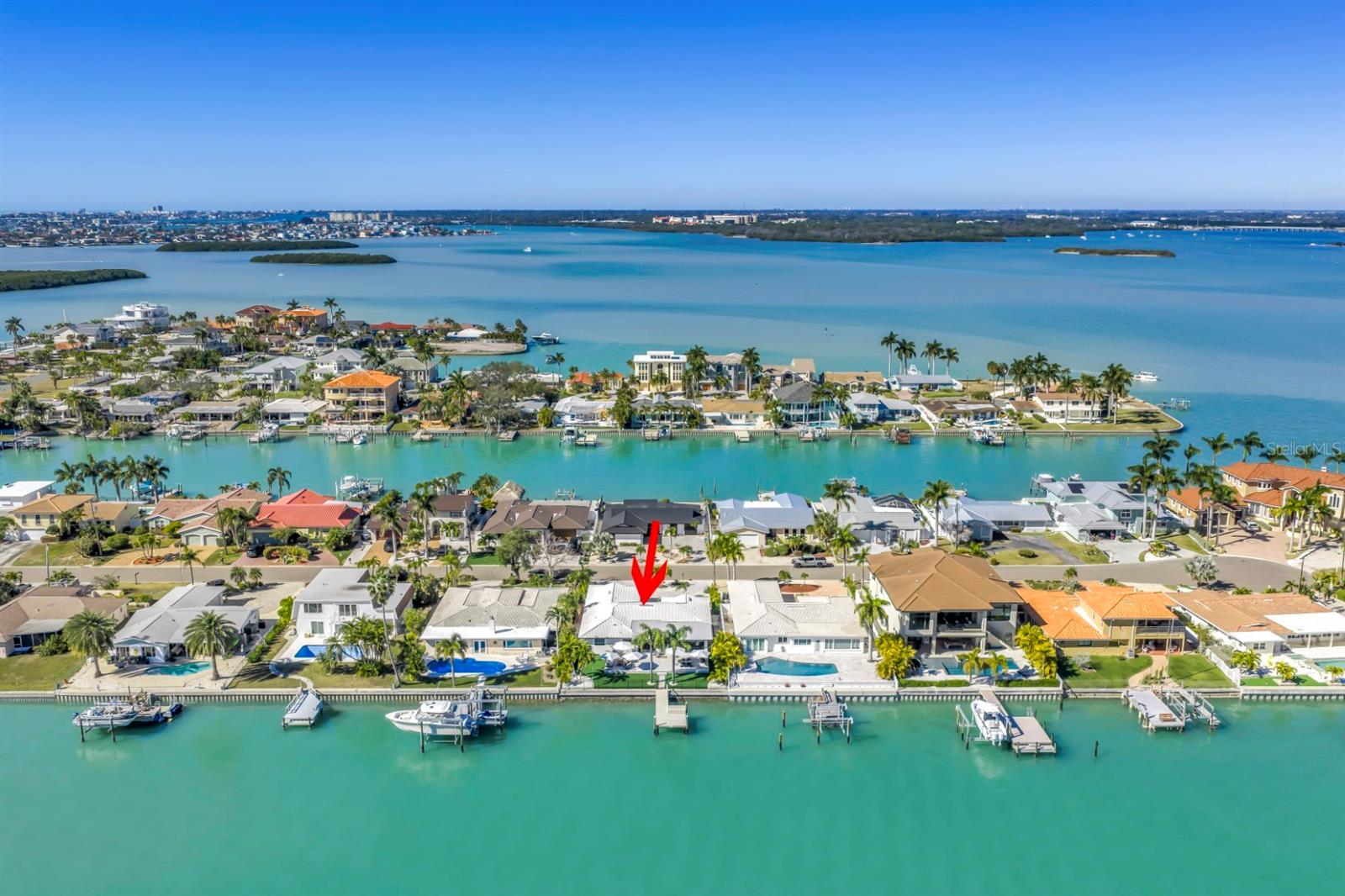 CAPRI ISLE - Residential
