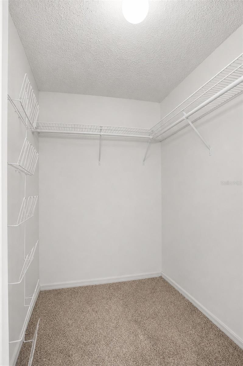SANCTUARY PH 02 - Residential