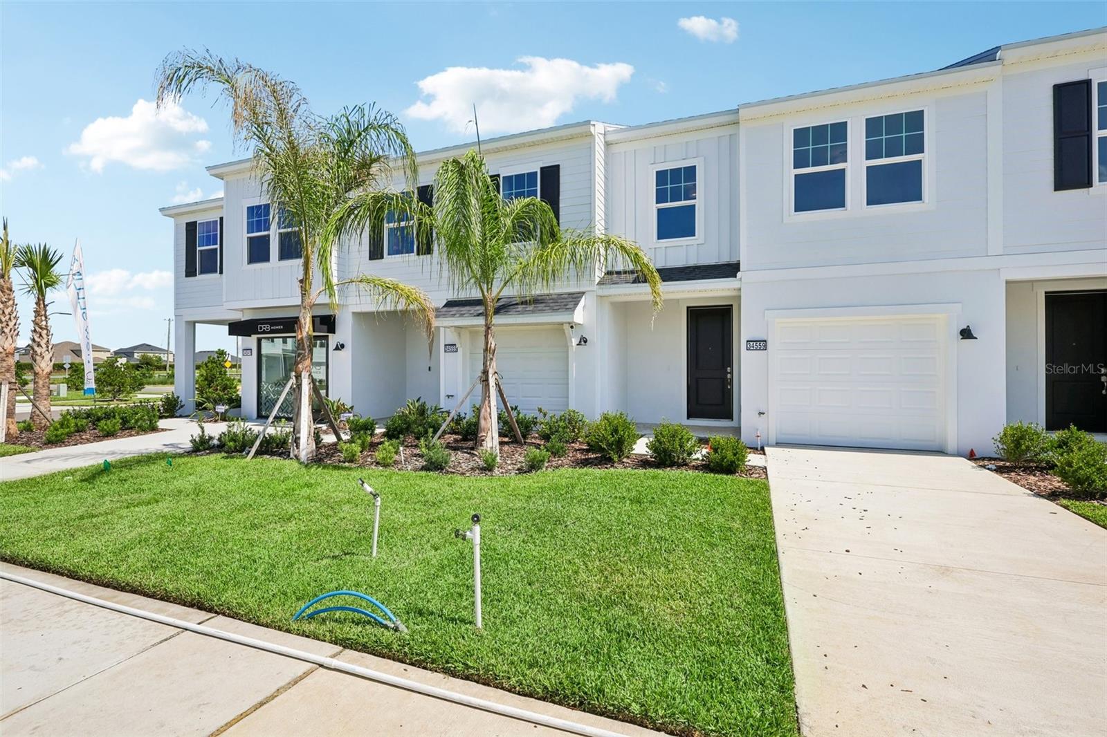 TWIN OAKS - Residential