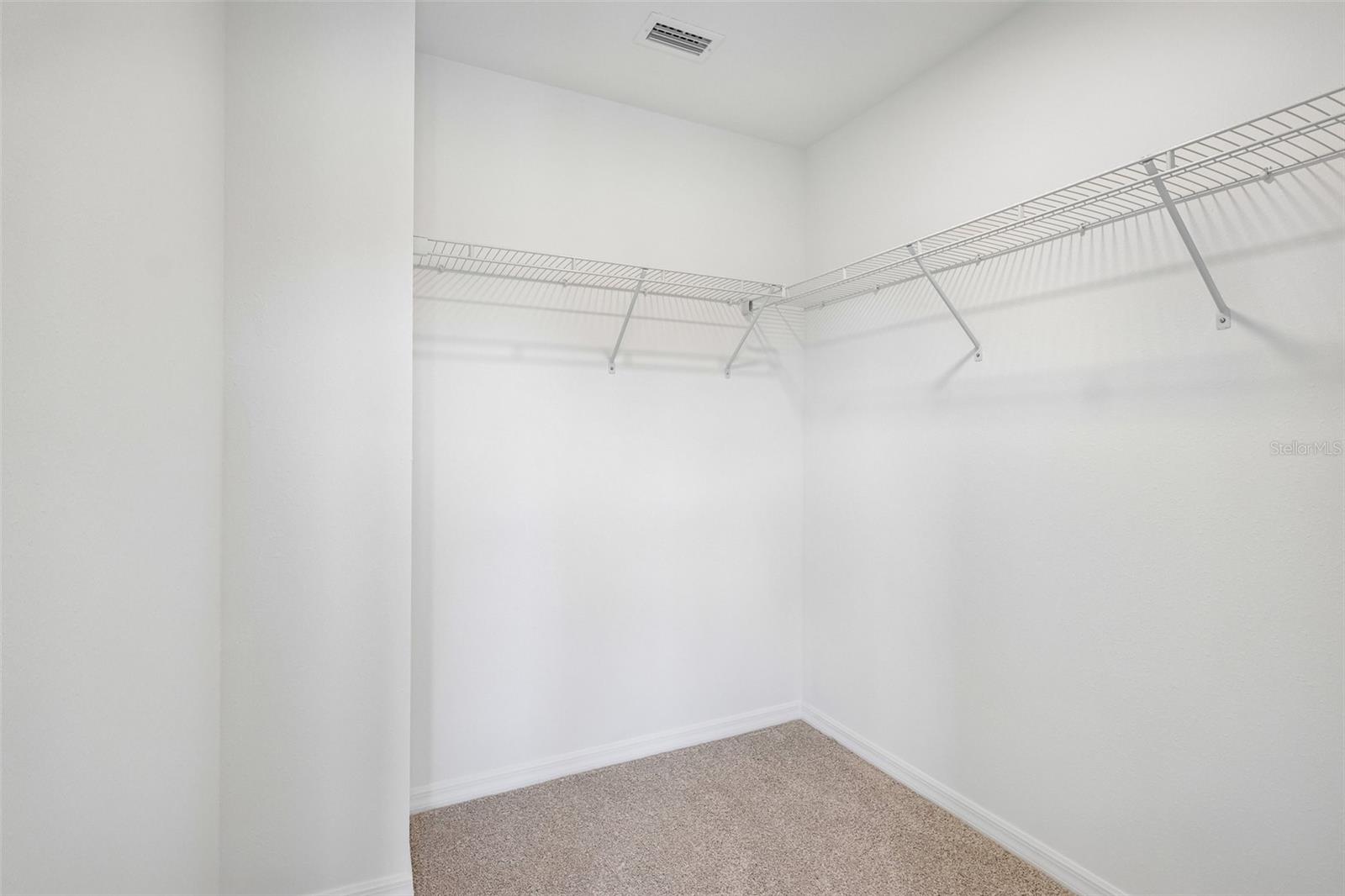 TWIN OAKS - Residential