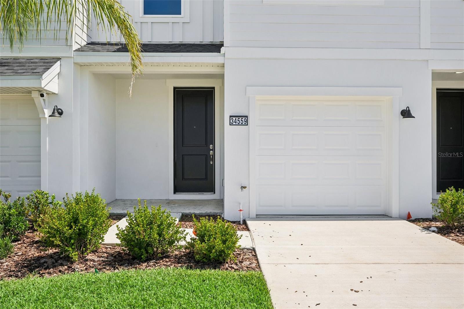 TWIN OAKS - Residential