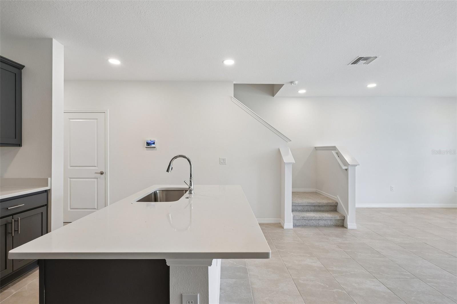TWIN OAKS - Residential