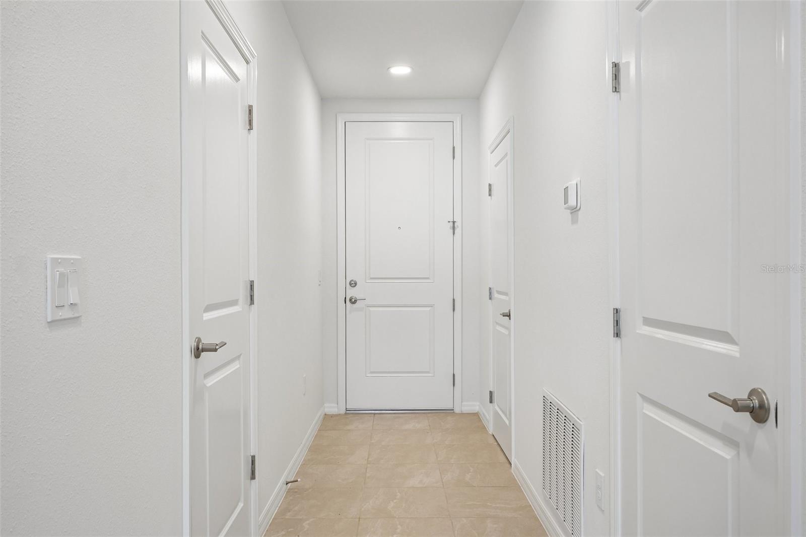 TWIN OAKS - Residential