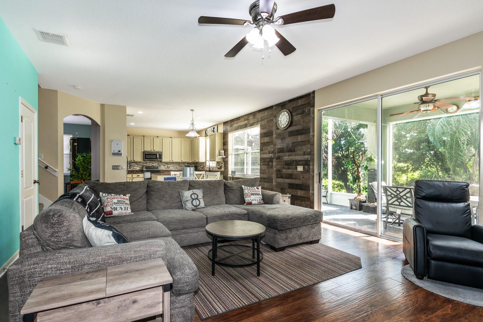 TAVARES ETOWAH PH 01 - Residential