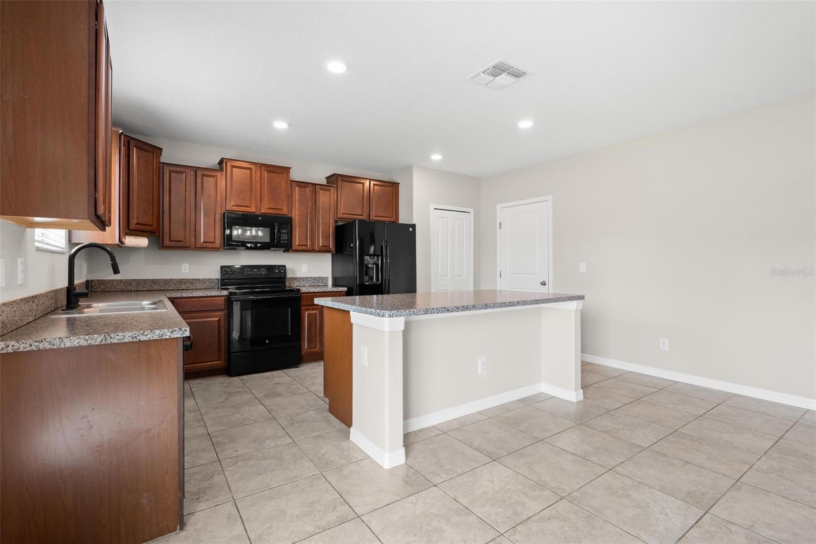 SILVERADO RANCH SUBDIVISION - Residential
