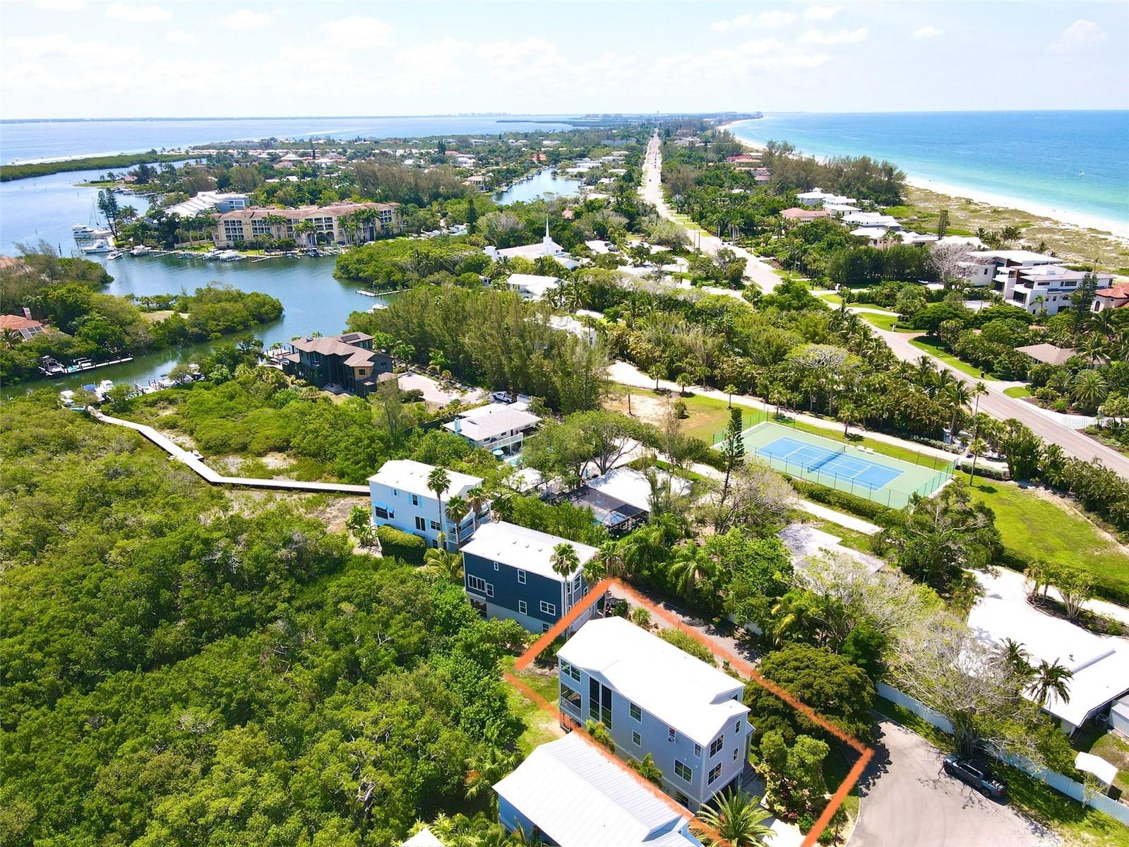 LAGUNA YACHT VILLAGE - Residential