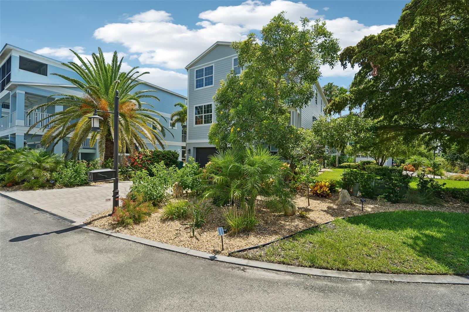 LAGUNA YACHT VILLAGE - Residential