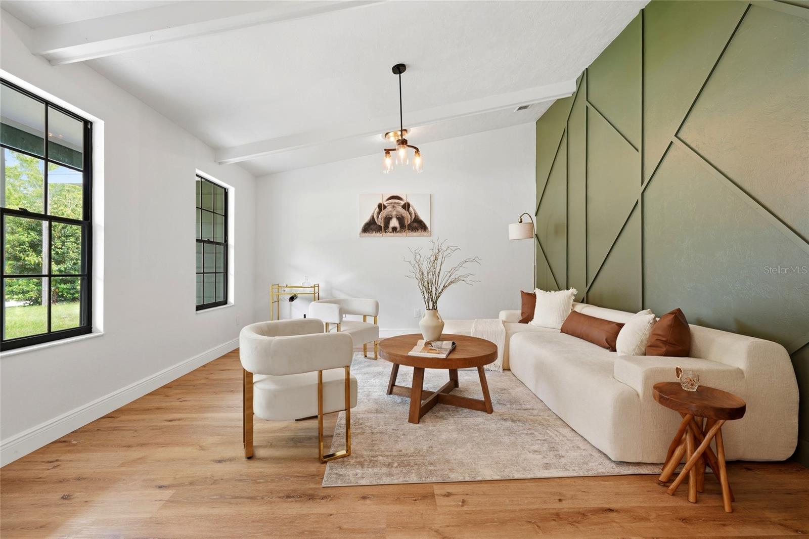 EMERALD WOODS - Residential