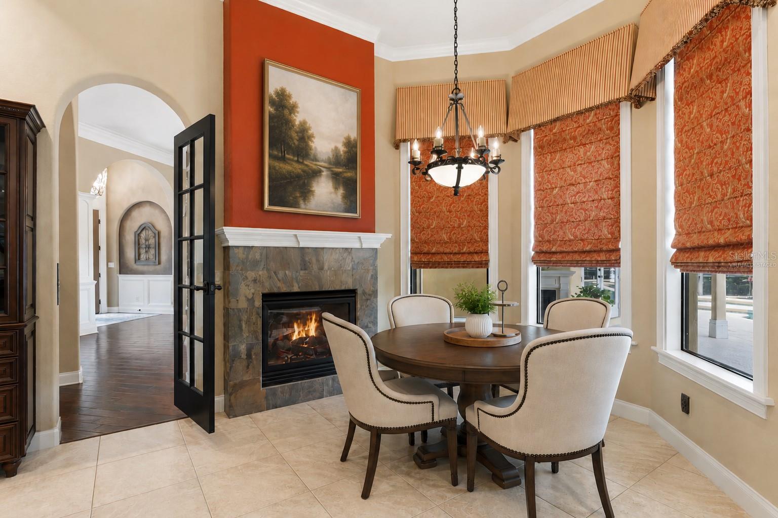 HEATHROW COUNTRY ESTATE - Residential