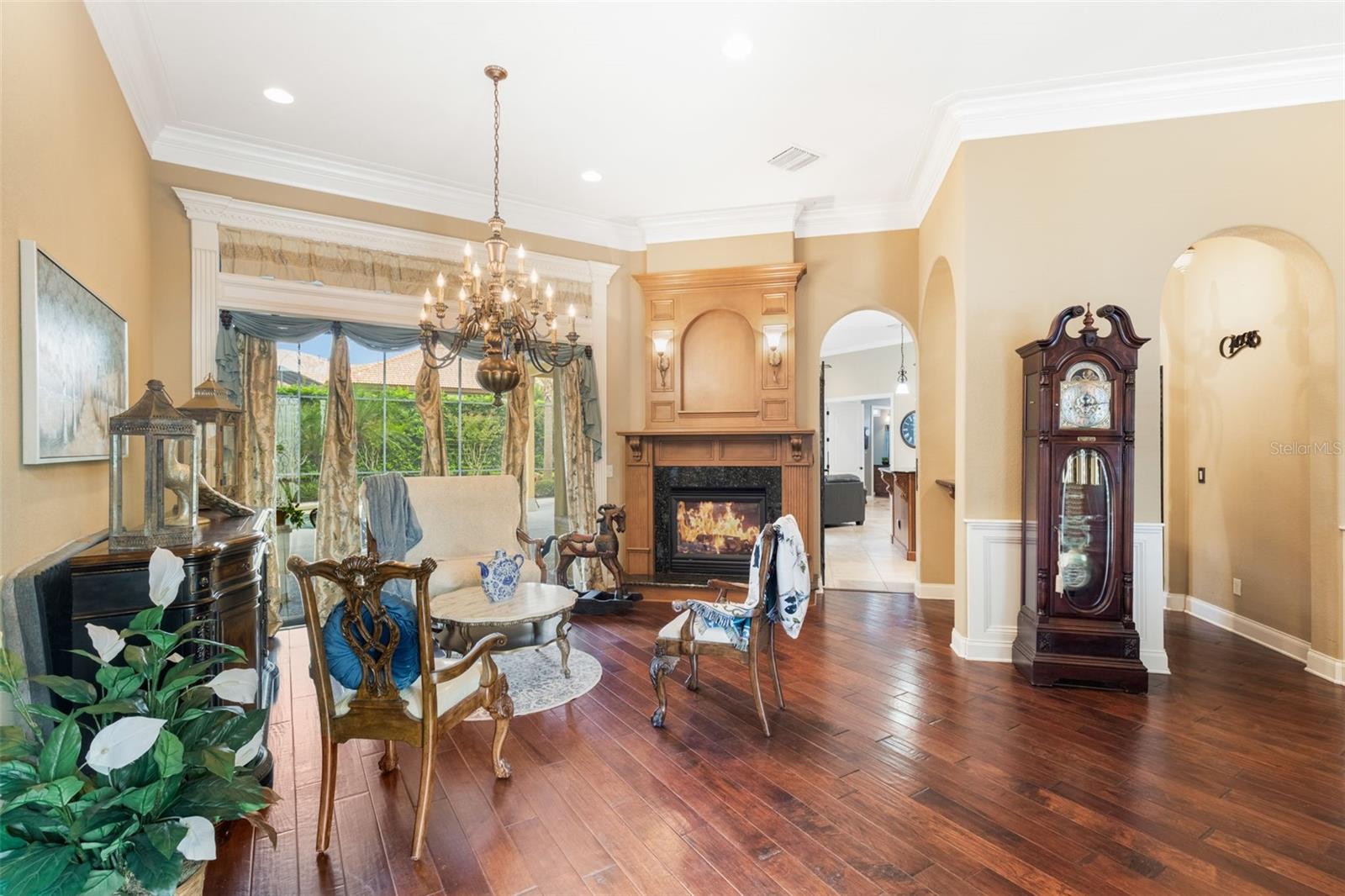 HEATHROW COUNTRY ESTATE - Residential