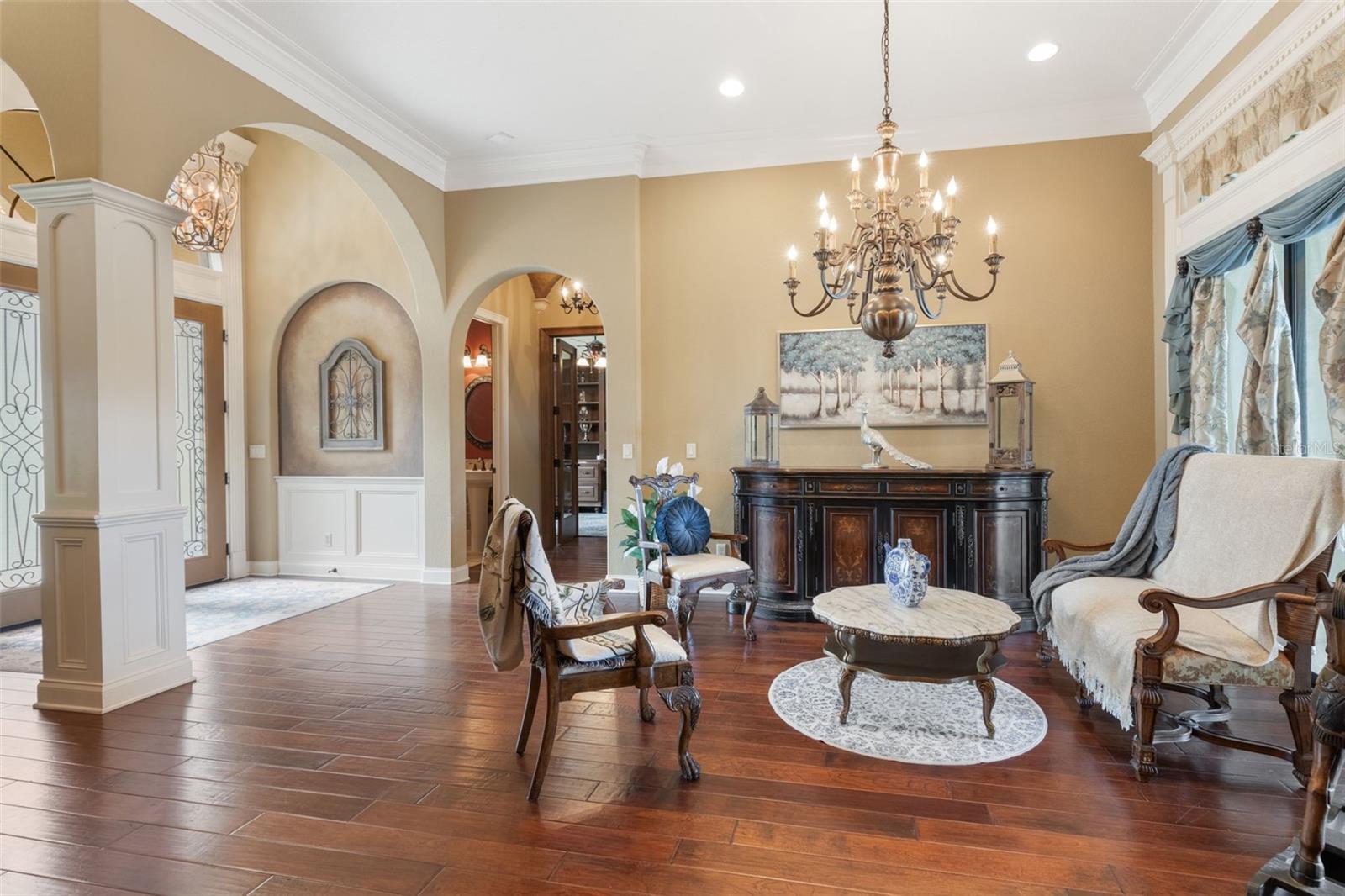 HEATHROW COUNTRY ESTATE - Residential