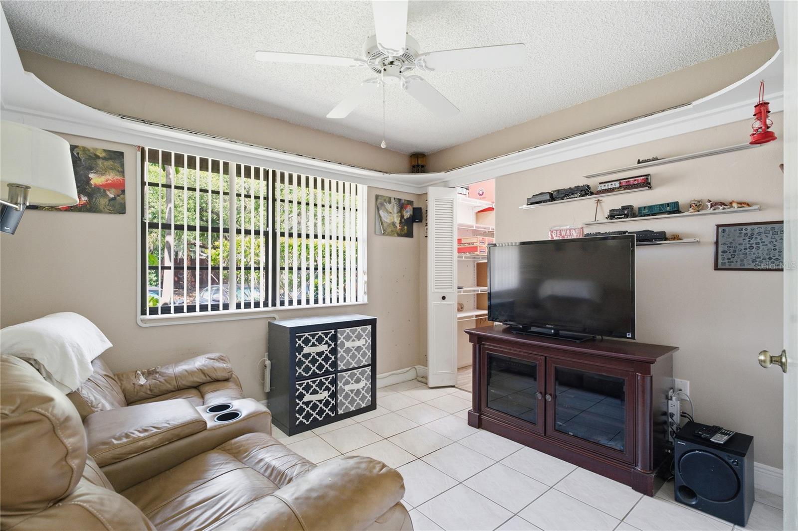 STRATHMORE GATE-EAST - Residential