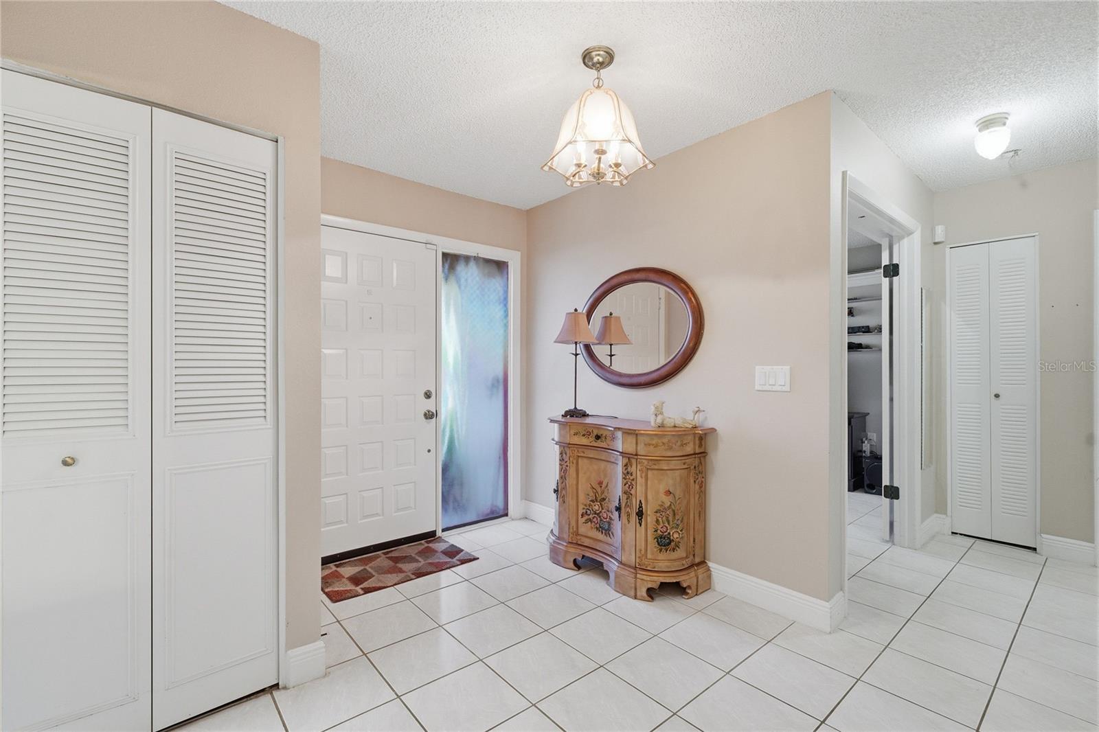 STRATHMORE GATE-EAST - Residential