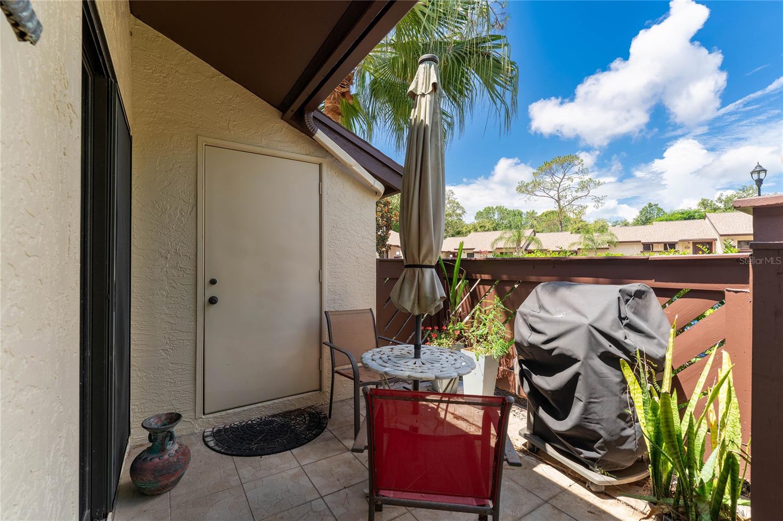 STRATHMORE GATE-EAST - Residential