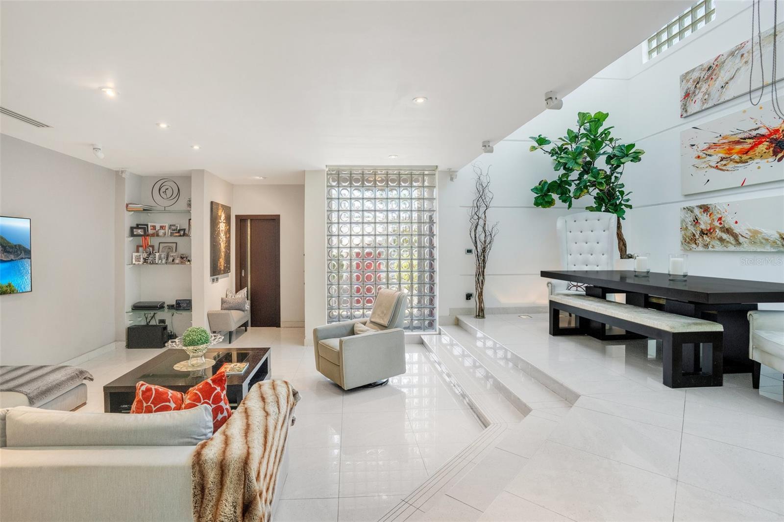 OCEAN PARK - Residential