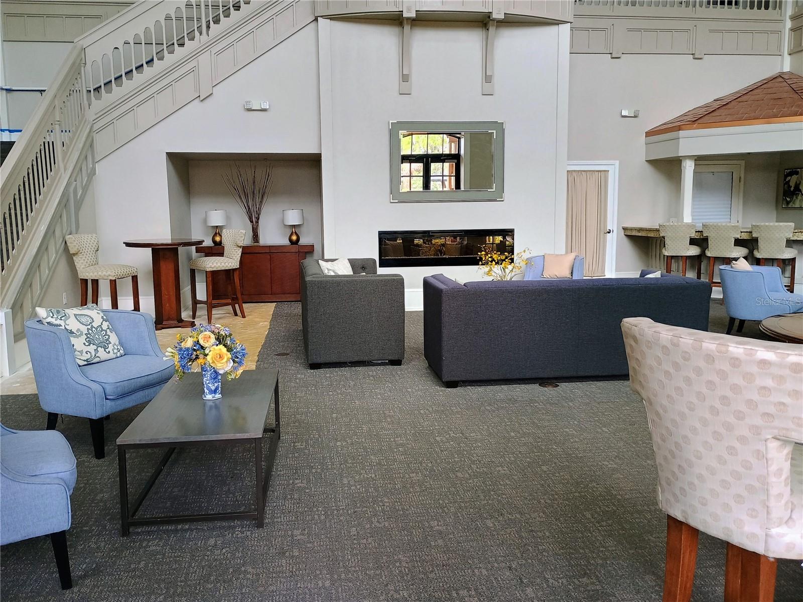 NOTTING HILL A CONDO - Residential