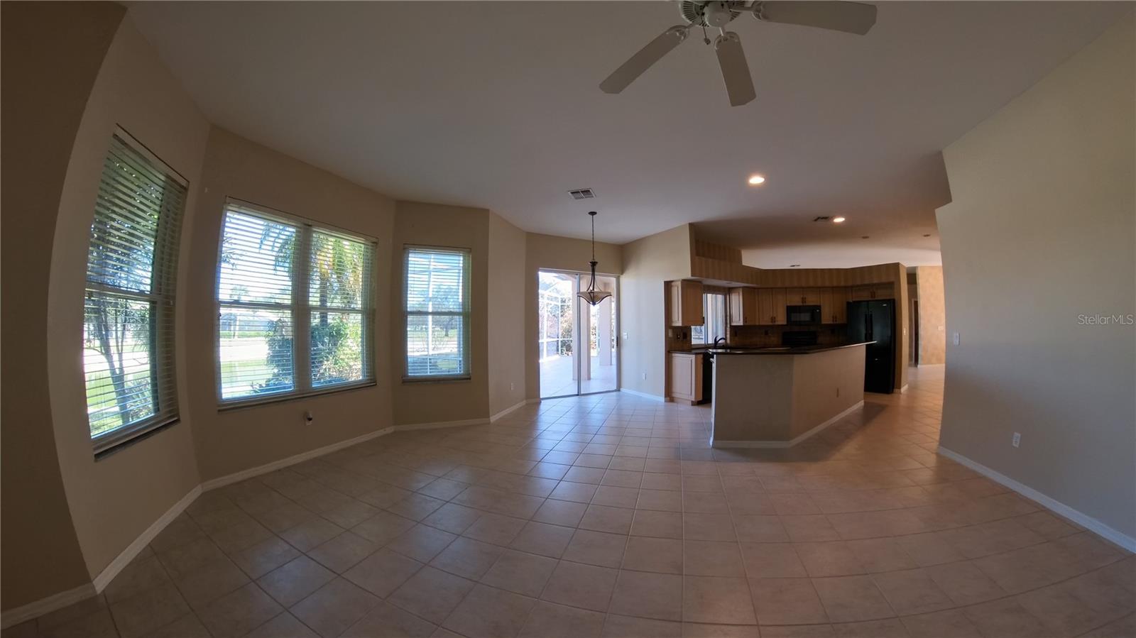 GATEWAY PH 13 - Residential